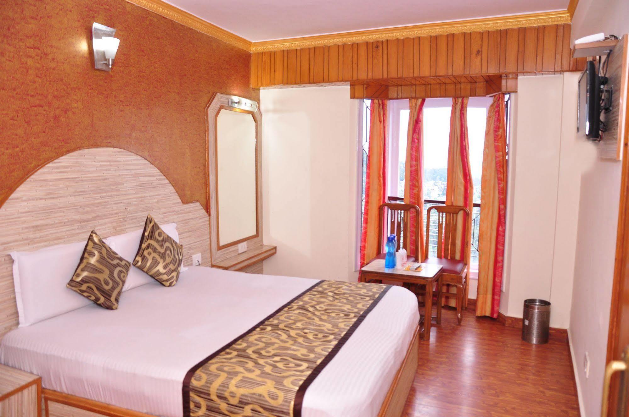 Hotel Sidharath Shimla Eksteriør billede