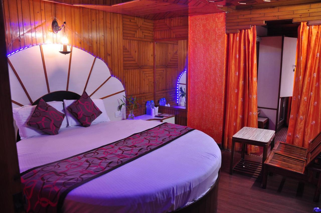 Hotel Sidharath Shimla Eksteriør billede